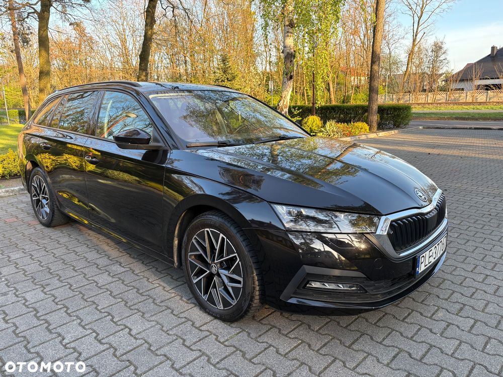 Skoda Octavia 2.0 TDI DSG Ambition - 2