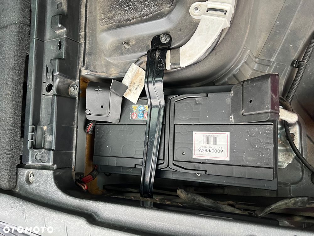Volvo V70 D5 Momentum - 19