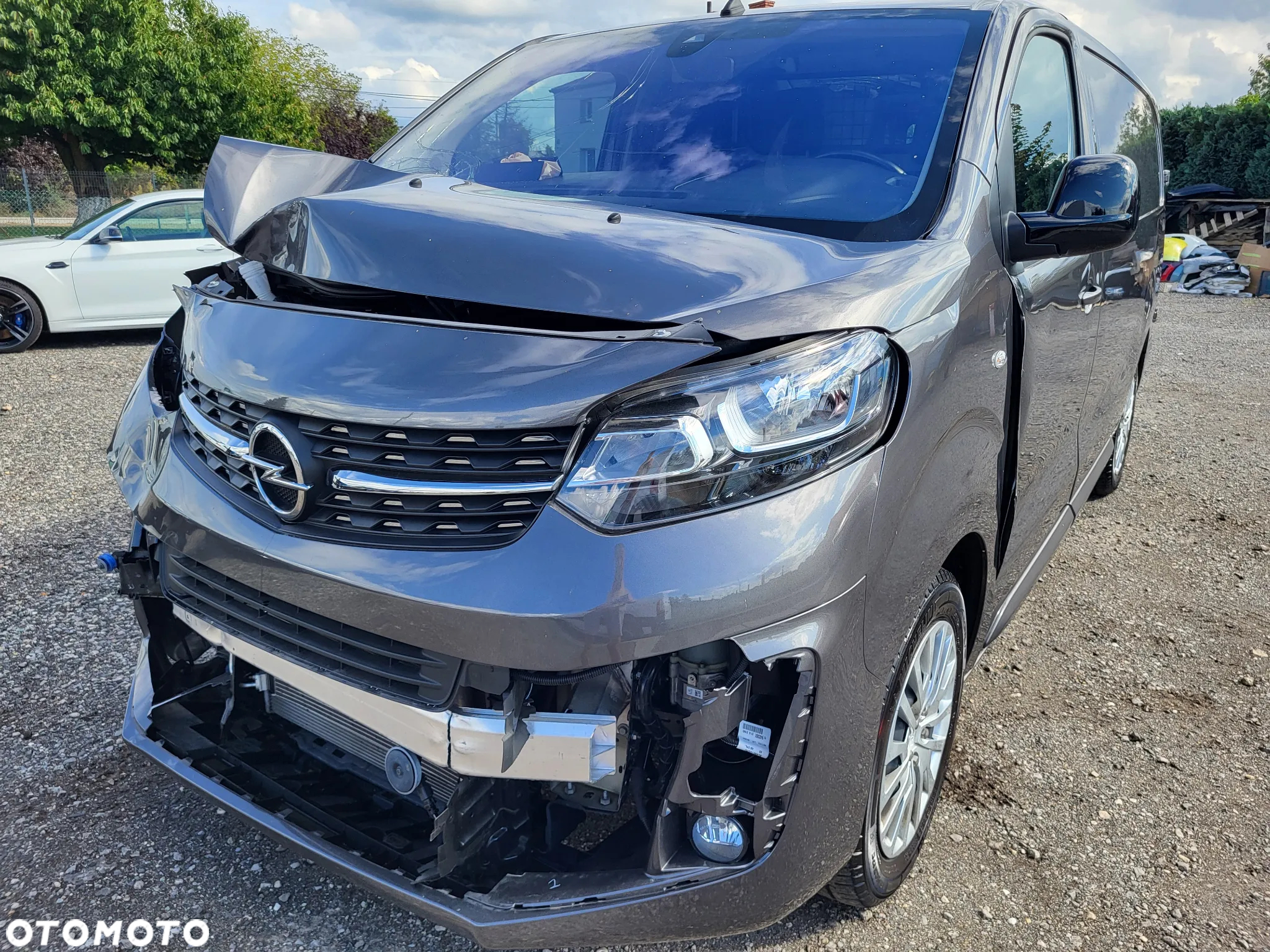 Opel Vivaro - 8