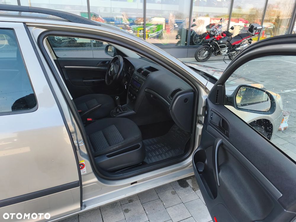 Skoda Octavia - 16