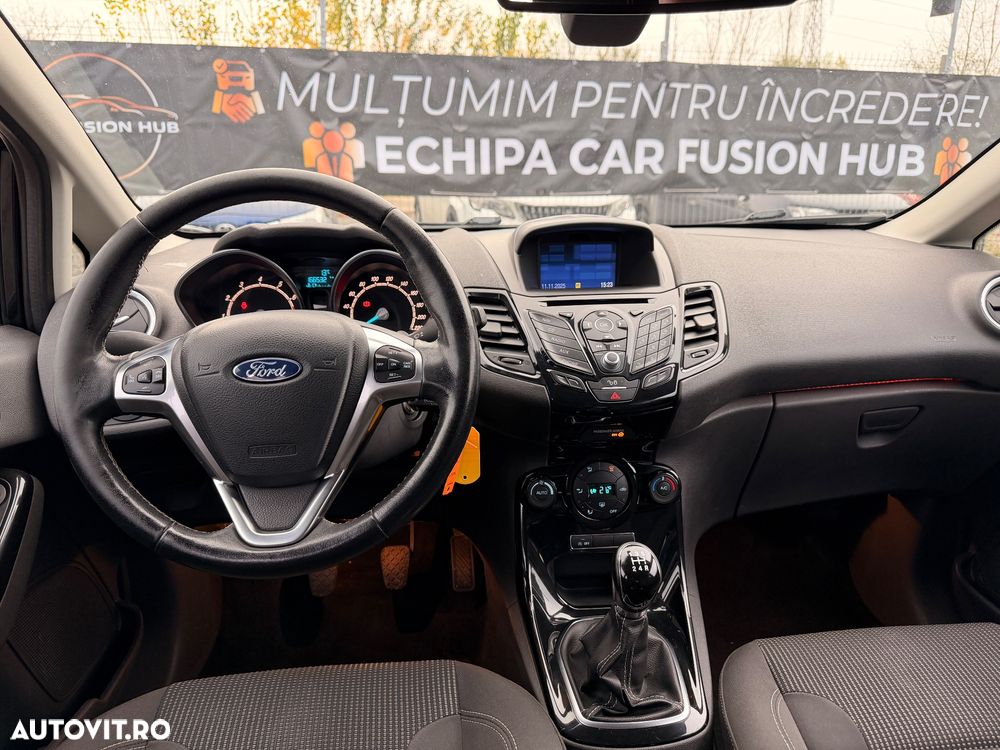 Ford Fiesta - 12