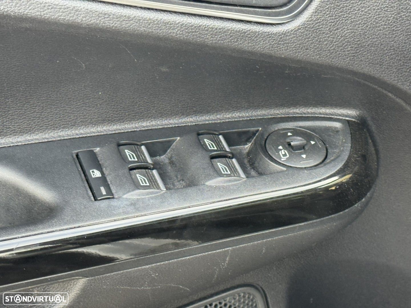 Ford B-Max 1.0 SCTi Titanium X - 19