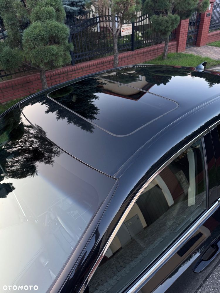 Lexus ES 300h Business Edition - 11
