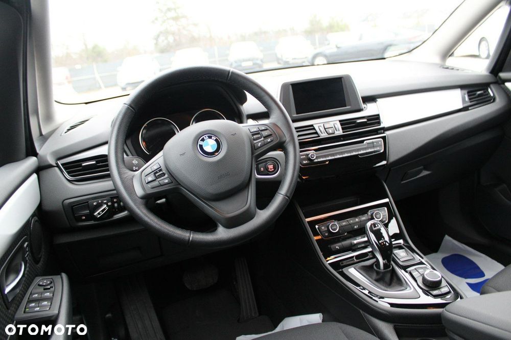 BMW Seria 2 - 16