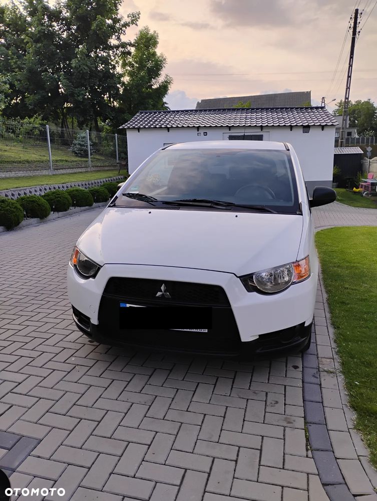 Mitsubishi Colt 1.1 Inform - 1