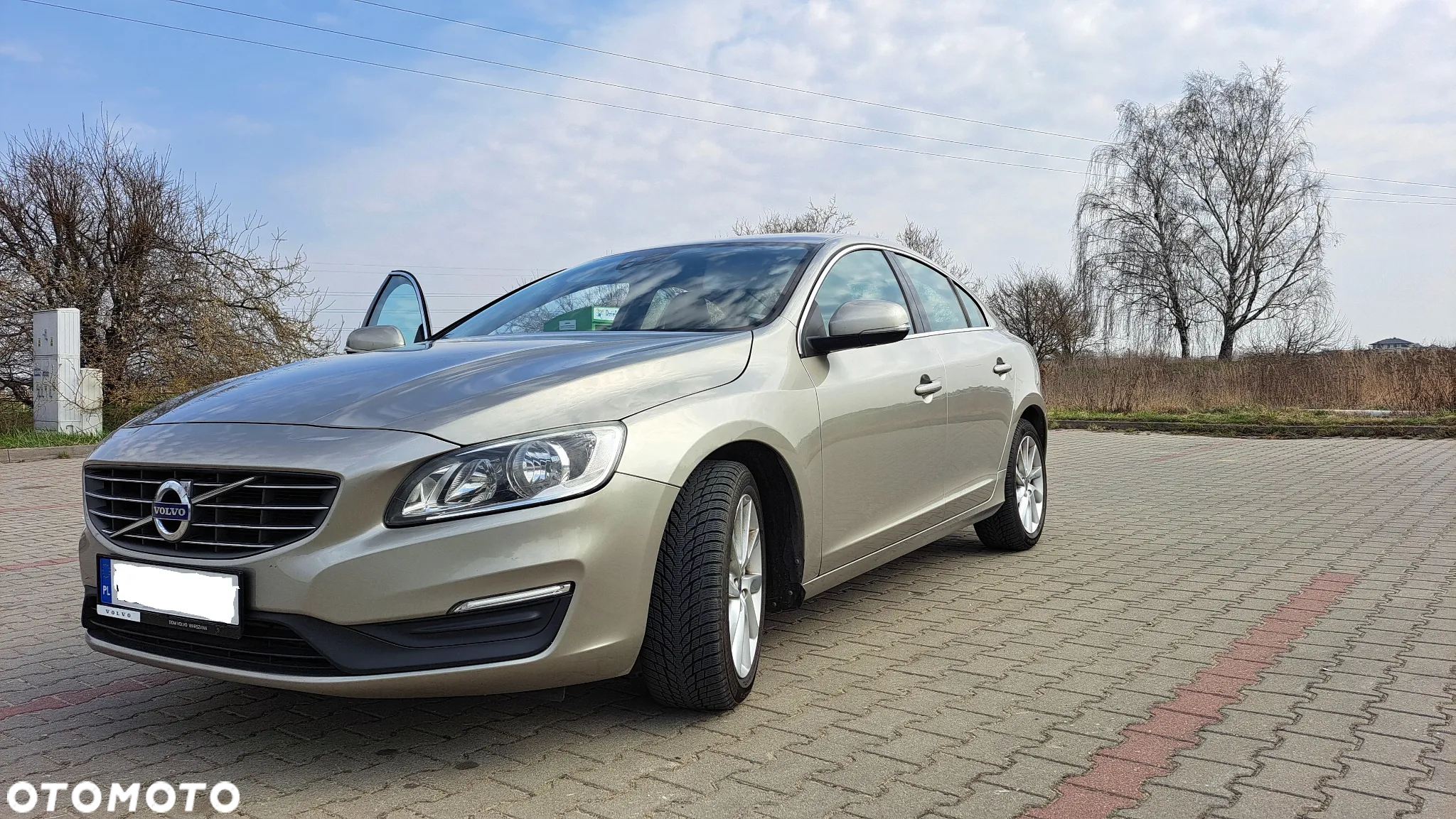 Volvo S60 D4 Drive-E Momentum - 3
