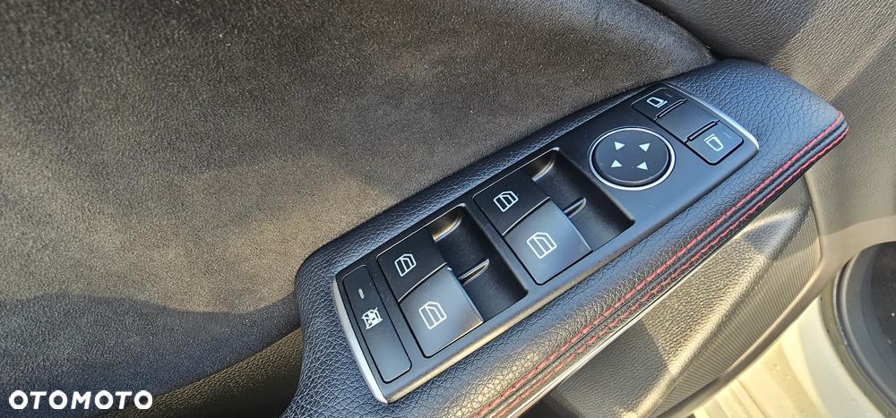 Mercedes-Benz Klasa A 250 Sport 7G-DCT - 18