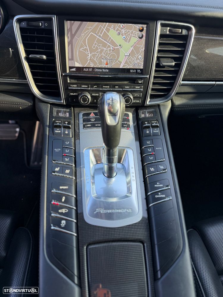 Porsche Panamera S Hybrid - 10