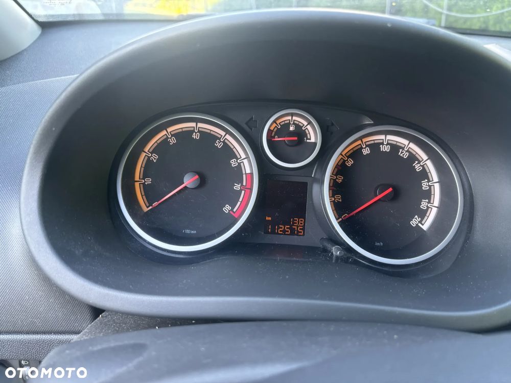 Opel Corsa - 7