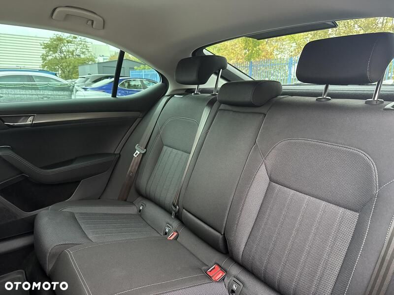 Skoda Superb 1.5 TSI Style DSG - 17