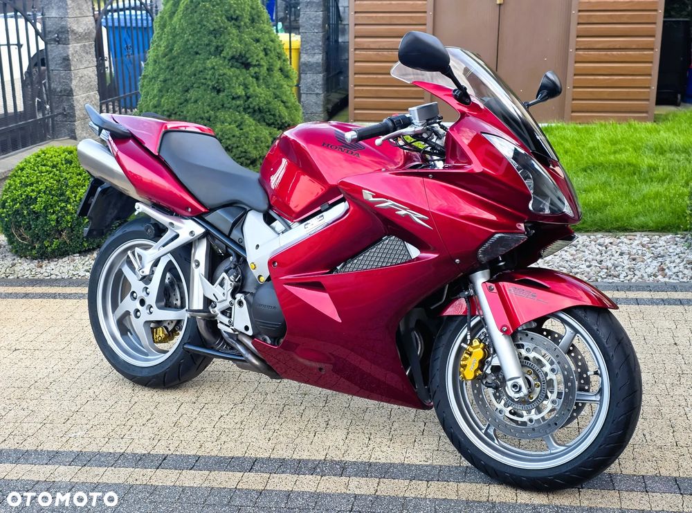 Honda VFR - 5