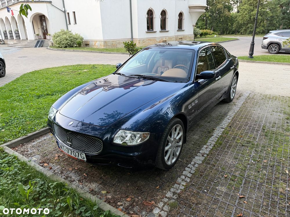 2006 Maserati Quattroporte, photograph 2