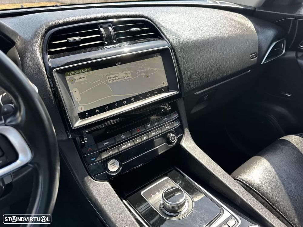 Jaguar F-Pace 20d AWD Aut. R-Sport - 52