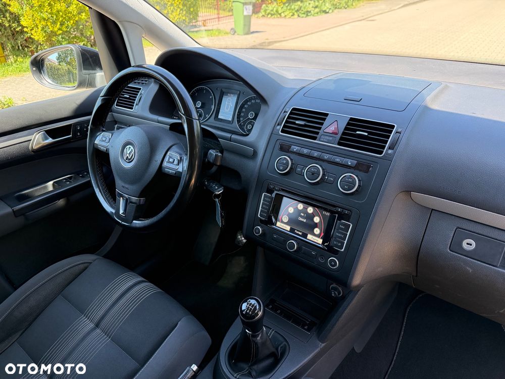 Volkswagen Touran 2.0 TDI DPF Comfortline - 16