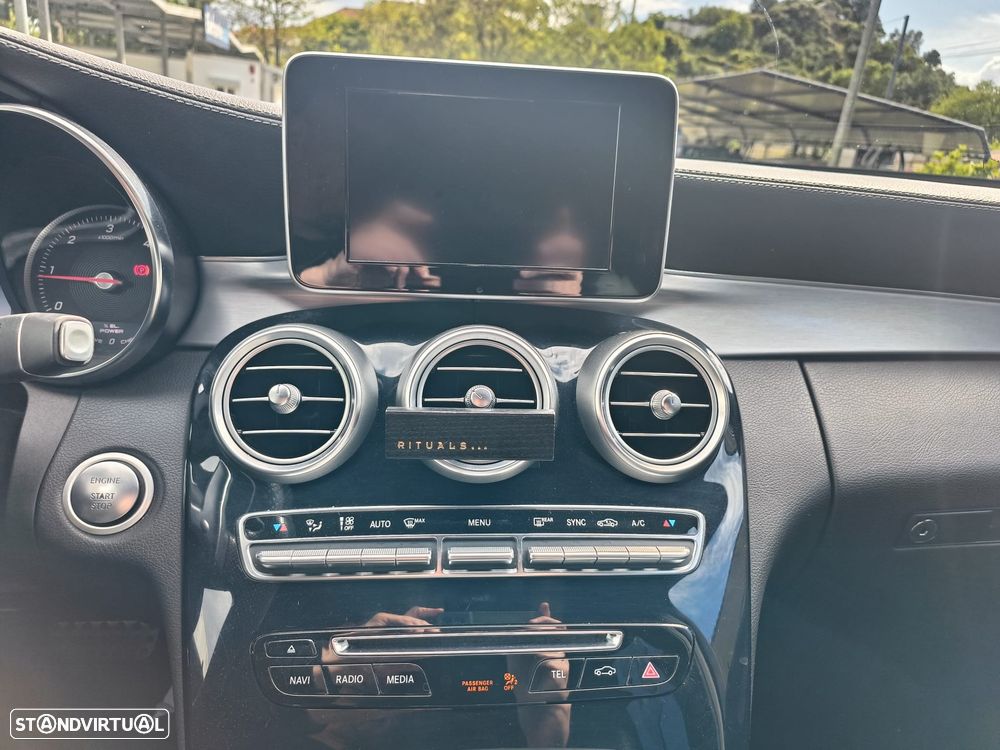 Mercedes-Benz C 300 - 16