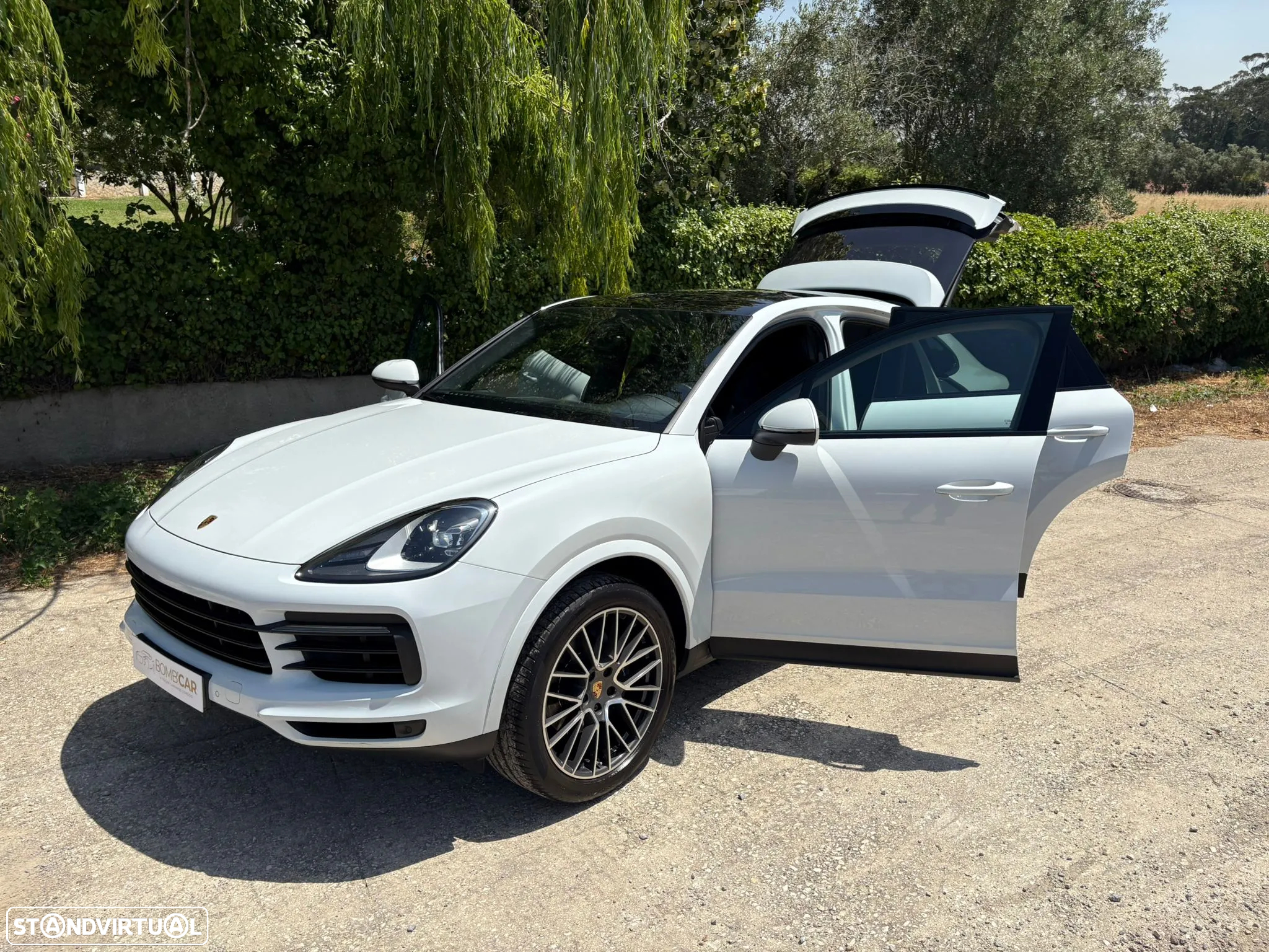 Porsche Cayenne Coupé Platinum Edition - 4