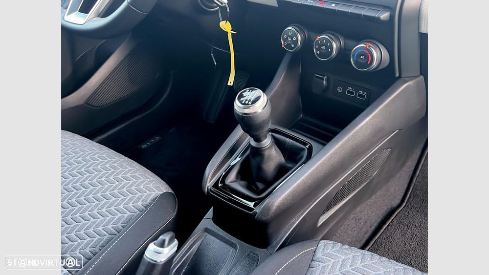 Renault Clio 1.0 TCe Evolution Bi-Fuel - 23