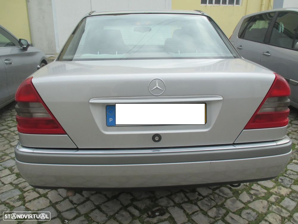 Mercedes-Benz C 220 D Elegance - 2