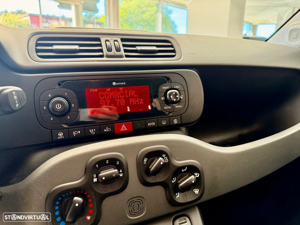 Fiat Panda 1.2 Waze S&S - 6