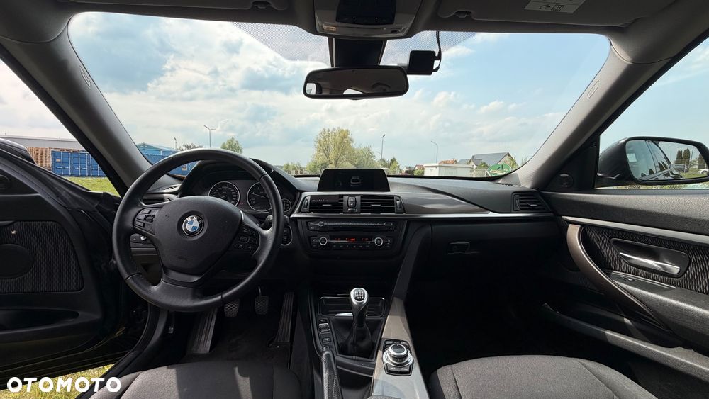 BMW 3GT 320d - 16