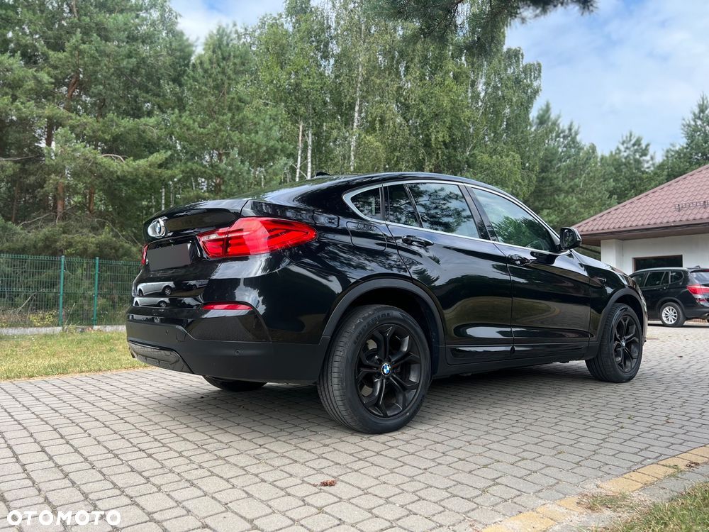 BMW X4 xDrive20d - 8