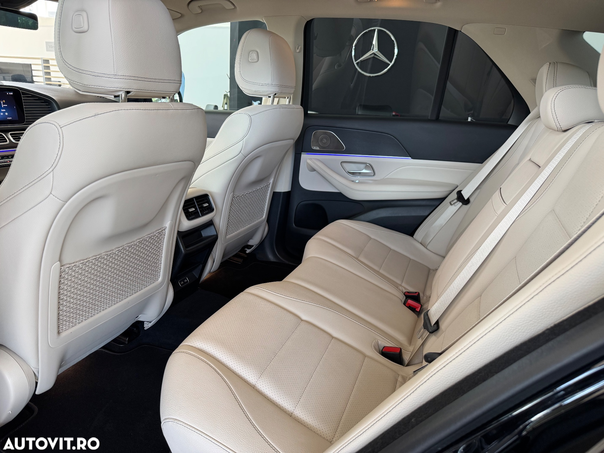 Mercedes-Benz GLE - 12