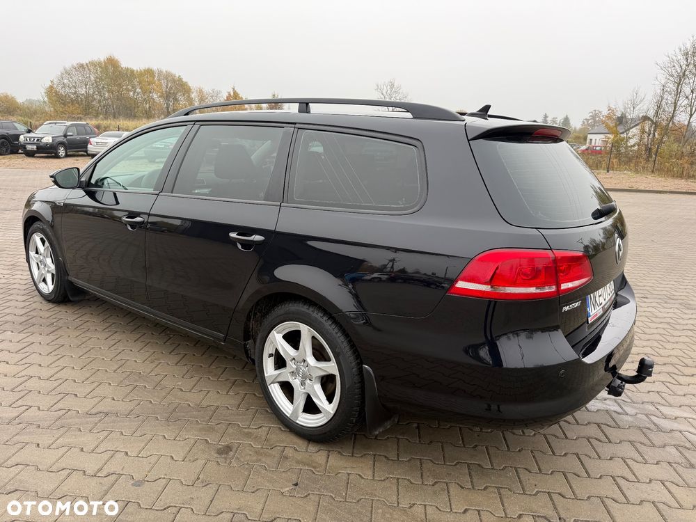 Volkswagen Passat 2.0 Blue TDI SCR Comfortline - 6