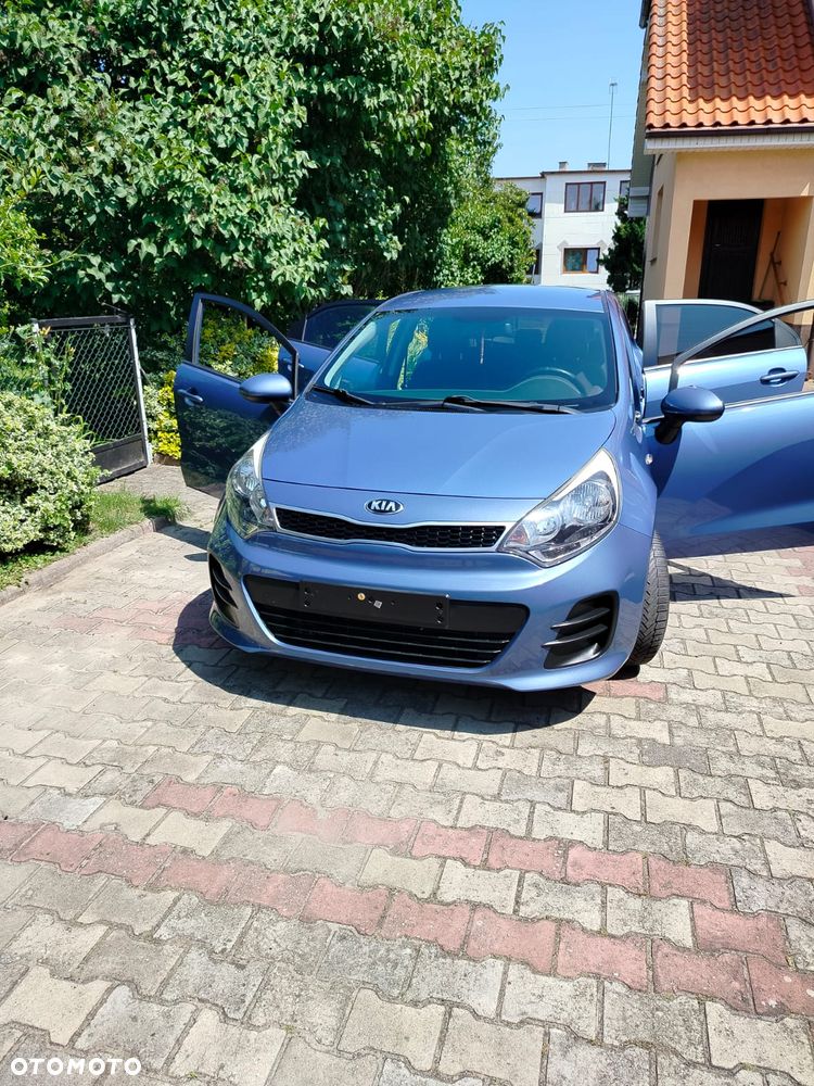 Kia Rio - 2
