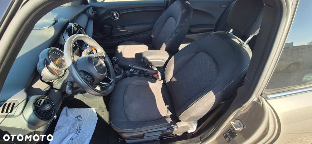 MINI ONE Standard - 18