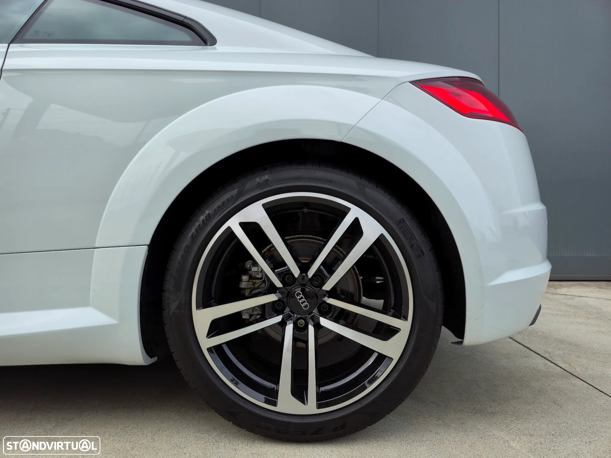 Audi TT Coupé 2.0 TDI S-line - 4