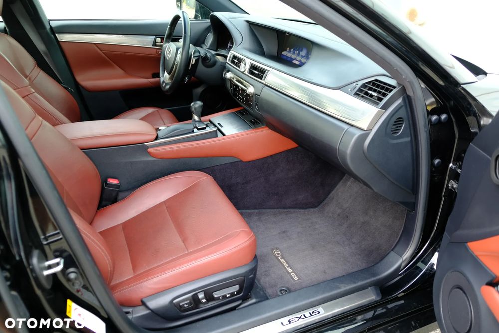 Lexus GS 350 F Sport AWD - 33