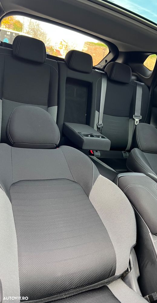 Nissan Qashqai 1.6 DCI Start/Stop N-Connecta - 9