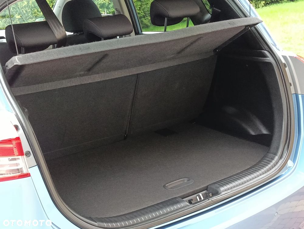 Hyundai ix20 1.4 blue Style - 12