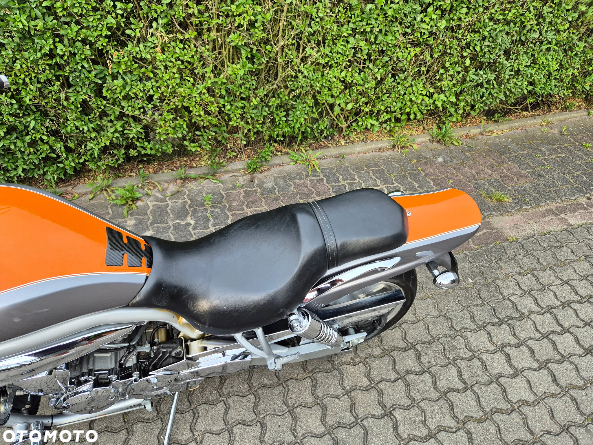 Hyosung GV - 17