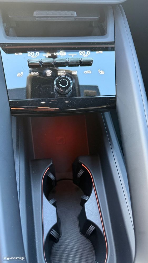 Porsche Macan Electric - 21