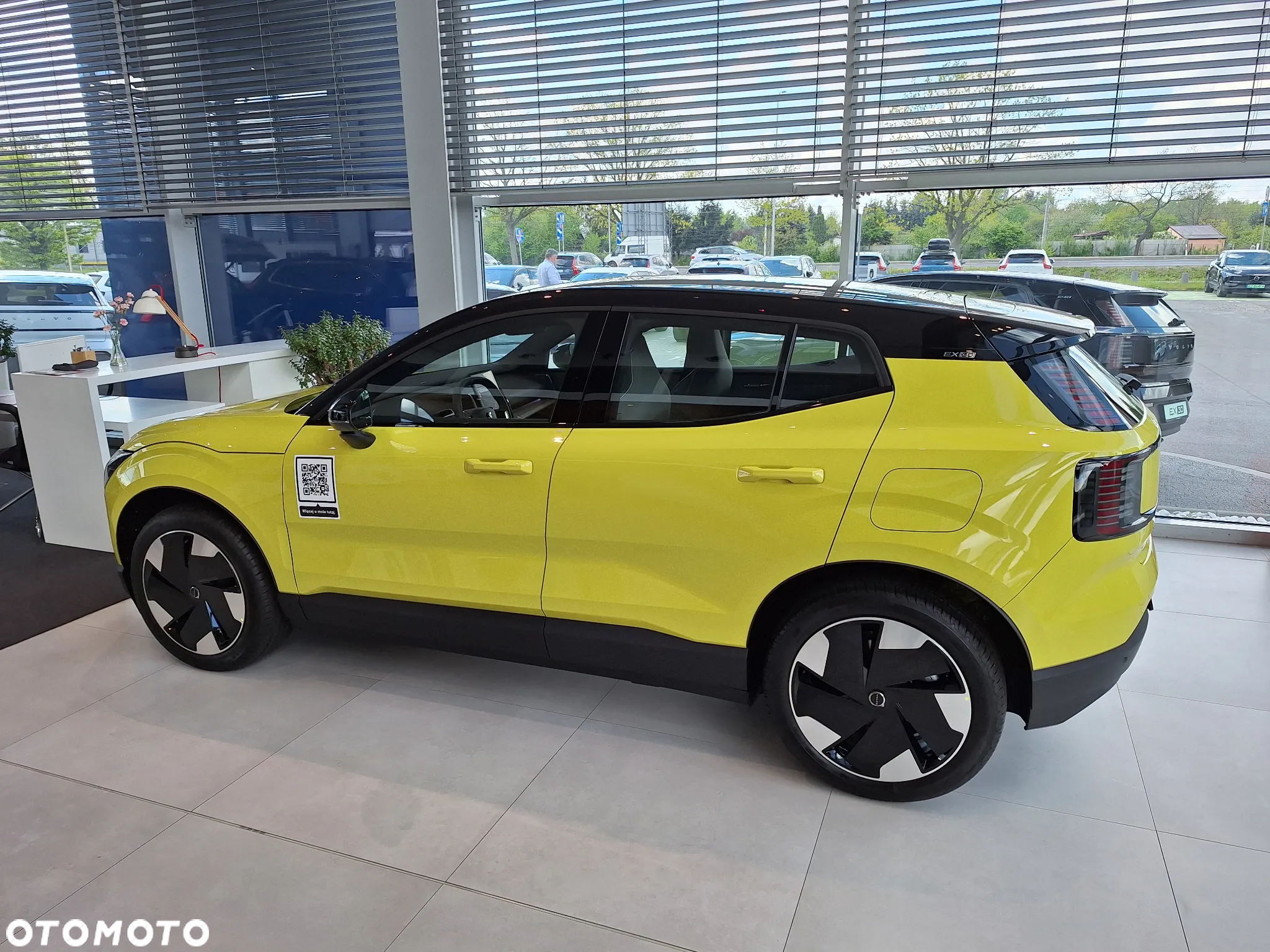 Volvo EX30 69kWh Single Motor Long Range Plus - 5