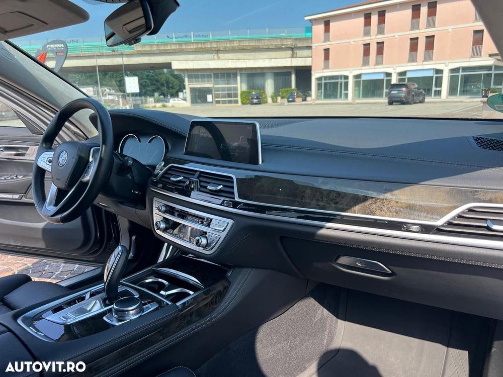 BMW Seria 7 730d - 19
