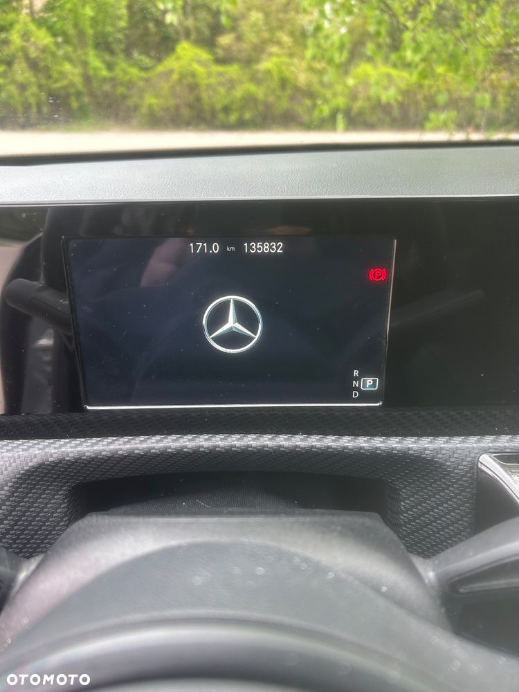 Mercedes-Benz Klasa A 180 d 7G-DCT - 7