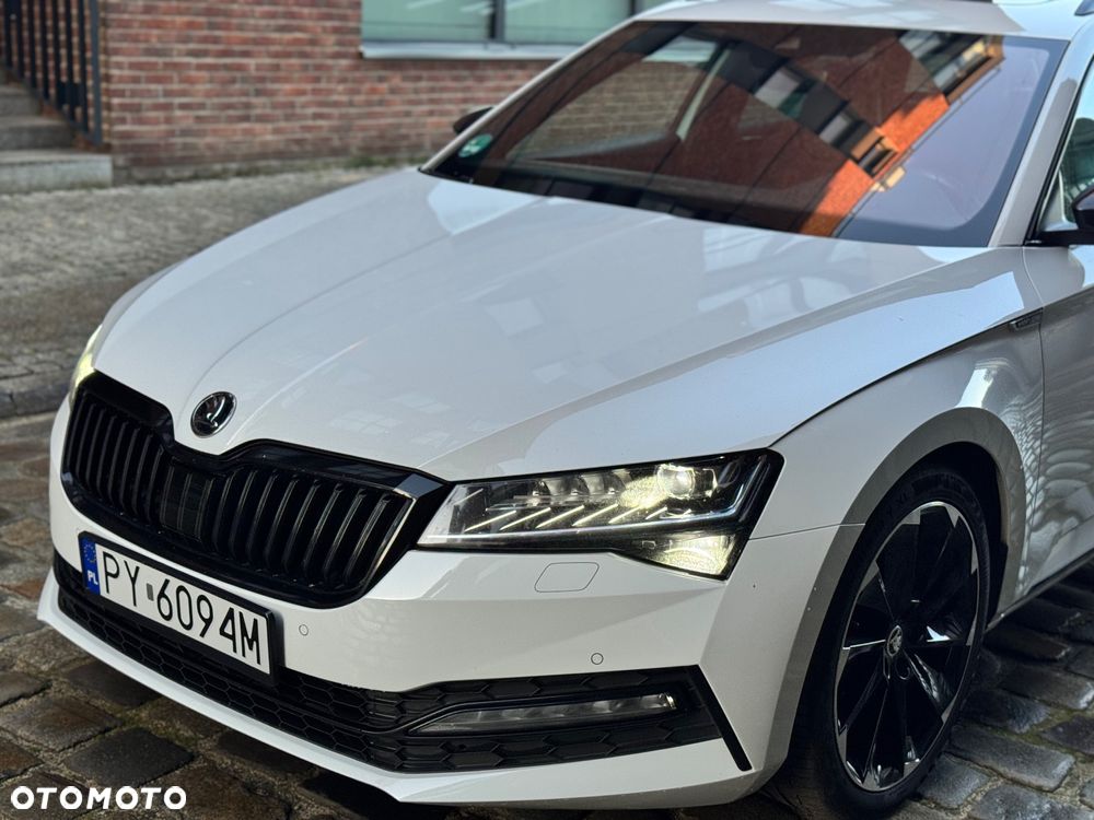 Skoda Superb 2.0 TDI SCR Sportline DSG - 2