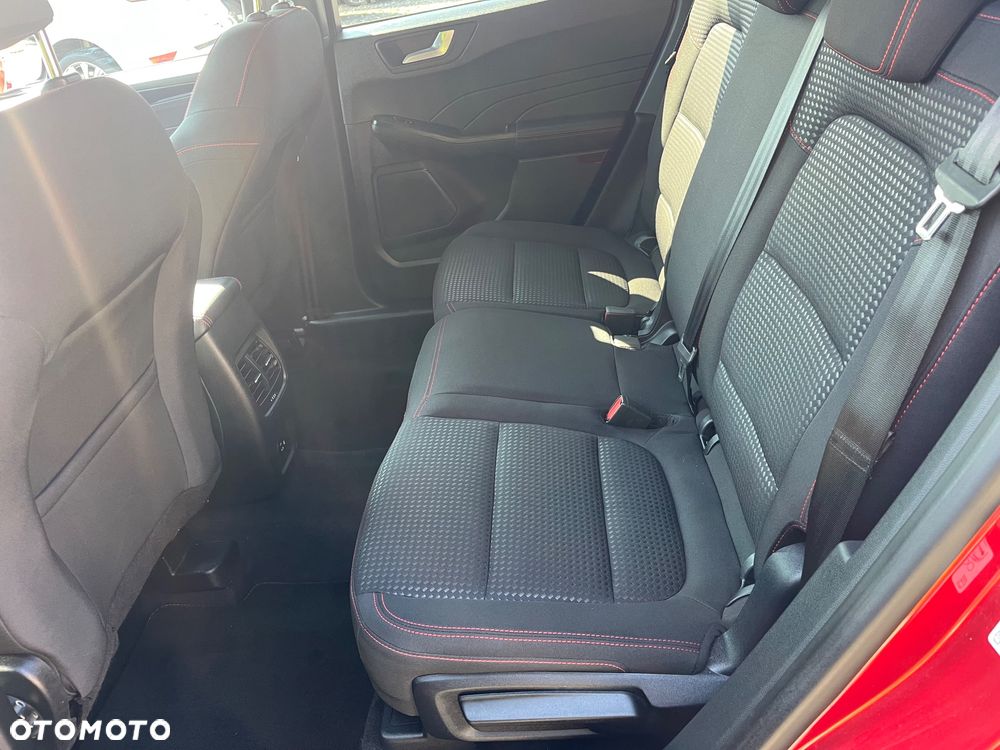 Ford Kuga 1.5 EcoBoost ST-LINE - 13