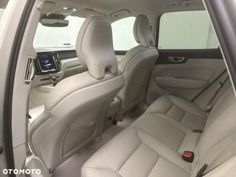 Volvo XC 60 T4 Inscription - 22