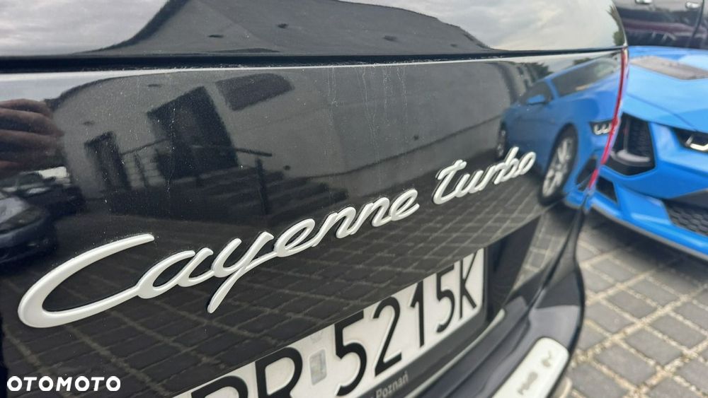 Porsche Cayenne Turbo Tiptronic S - 26