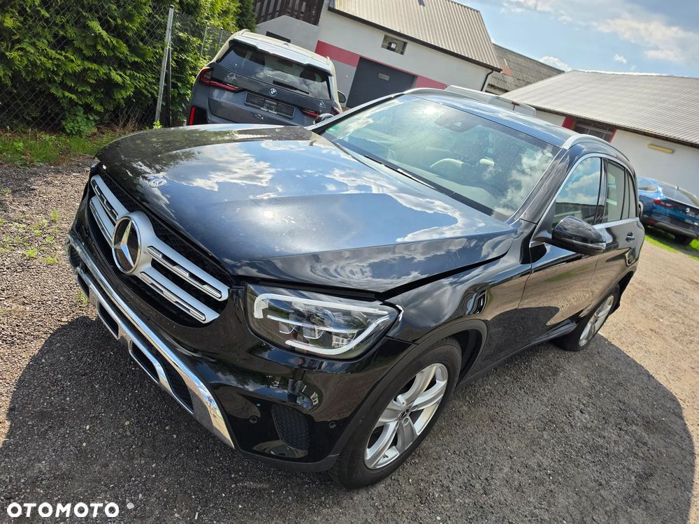 Mercedes-Benz GLC 220 d 4Matic 9G-TRONIC - 2
