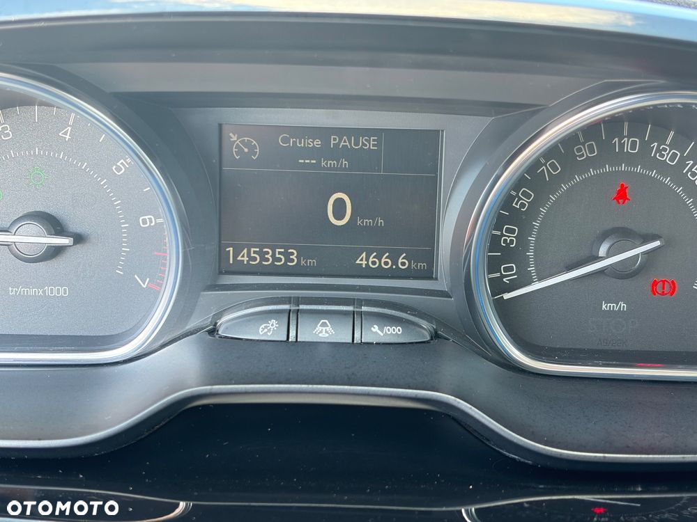 Peugeot 2008 PureTech 110 Stop&Start Allure - 11