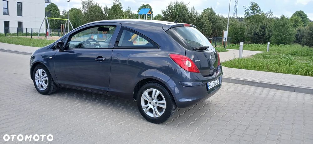 Opel Corsa 1.2 16V Enjoy - 3