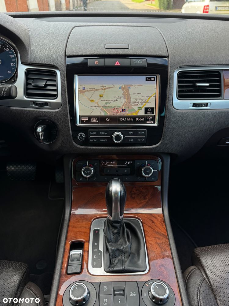 Volkswagen Touareg 3.0 V6 TDI BMT - 18