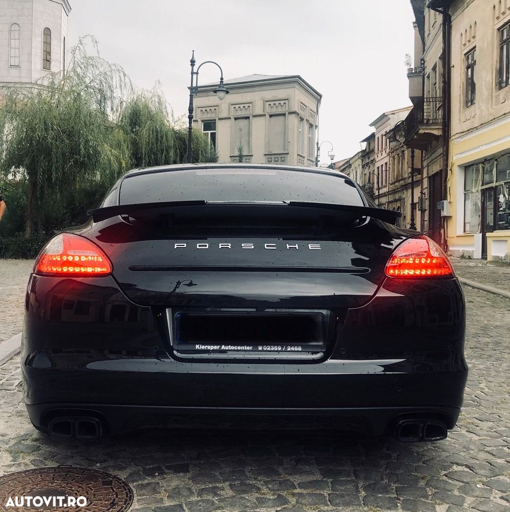 Porsche Panamera - 6