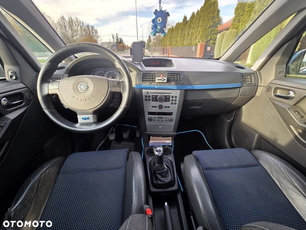 Opel Meriva 1.6 Turbo OPC - 2