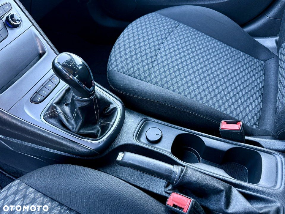 Opel Astra 1.4 Turbo Innovation - 25