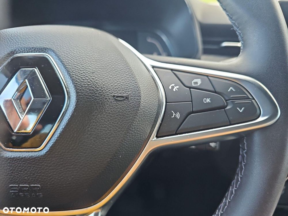 Renault Clio - 22